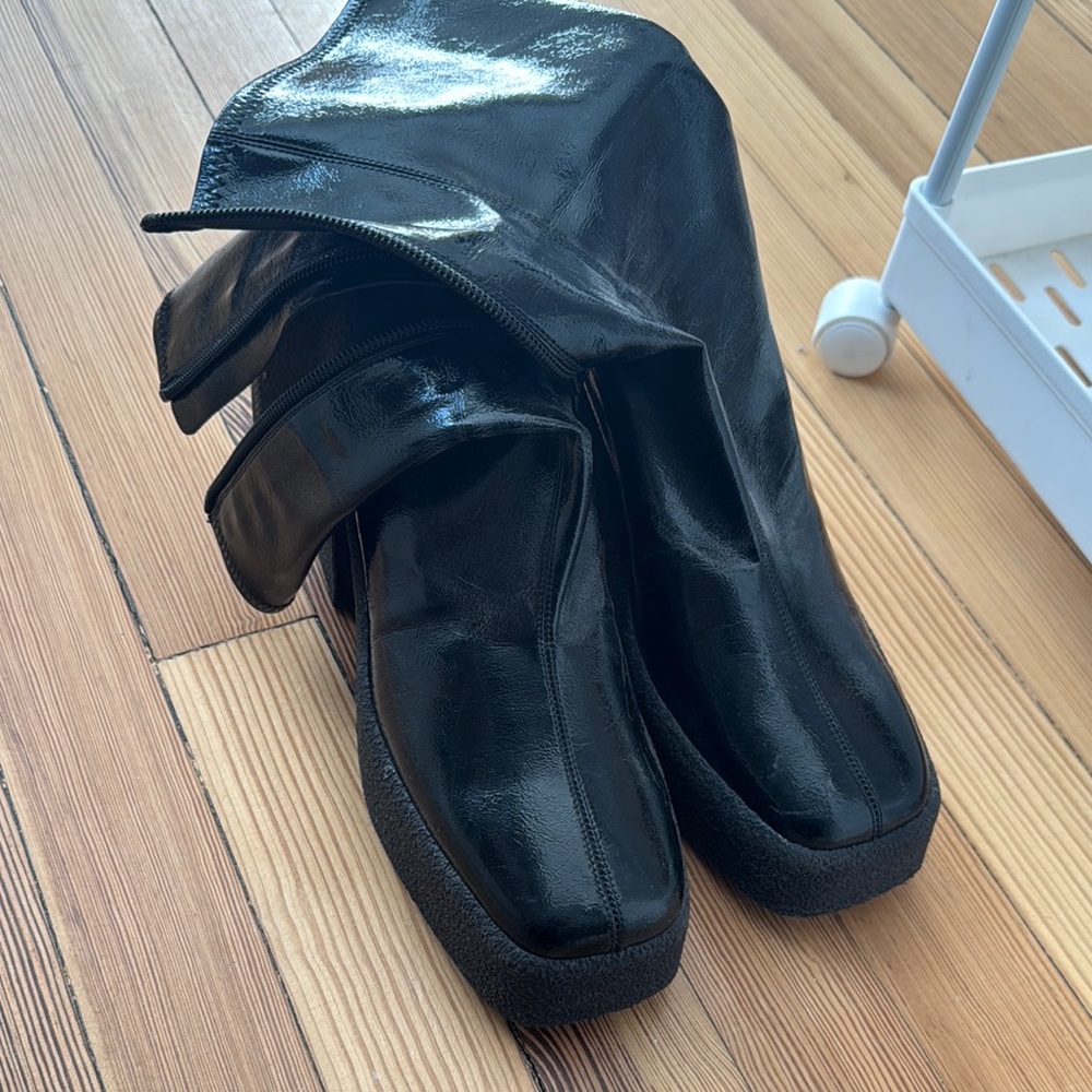 Stella McCartney's 'Skyla' platform ankle boots